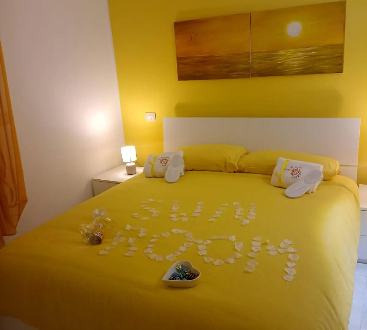 Homestay Sun & Moon B&B Bari Italy