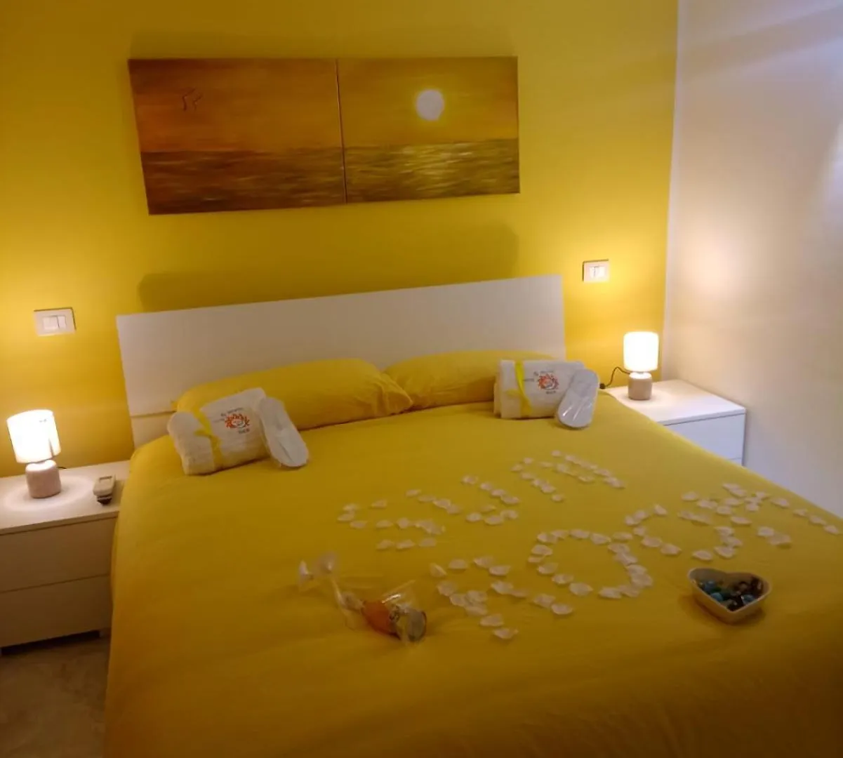 Sun & Moon B&B Bari 0*,  Italy