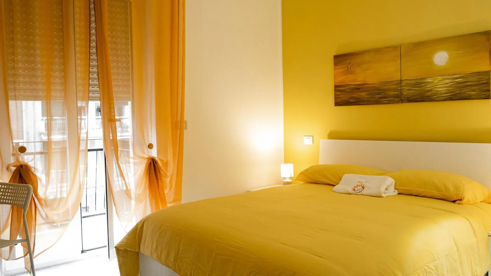Sun & Moon B&B Bari Homestay