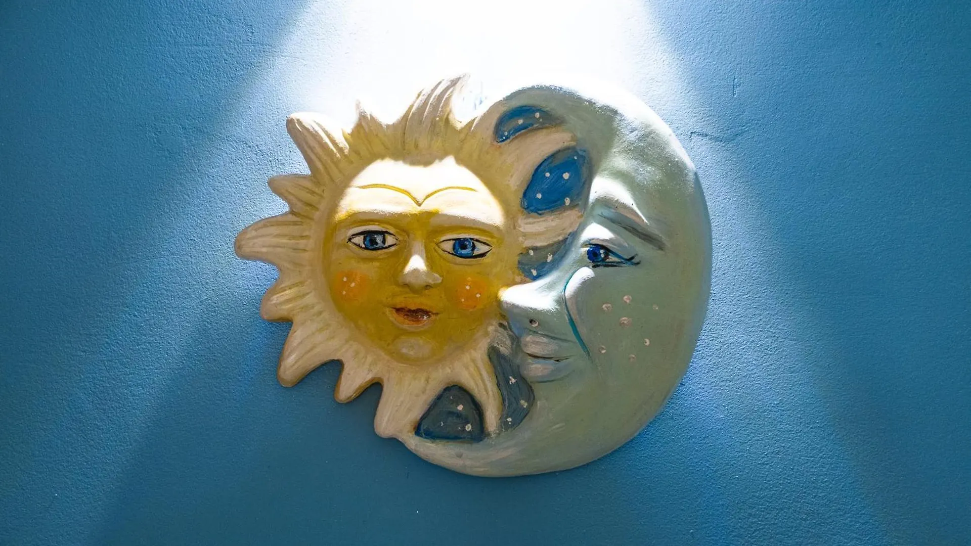 Sun & Moon B&B Bari 0*,  Italy