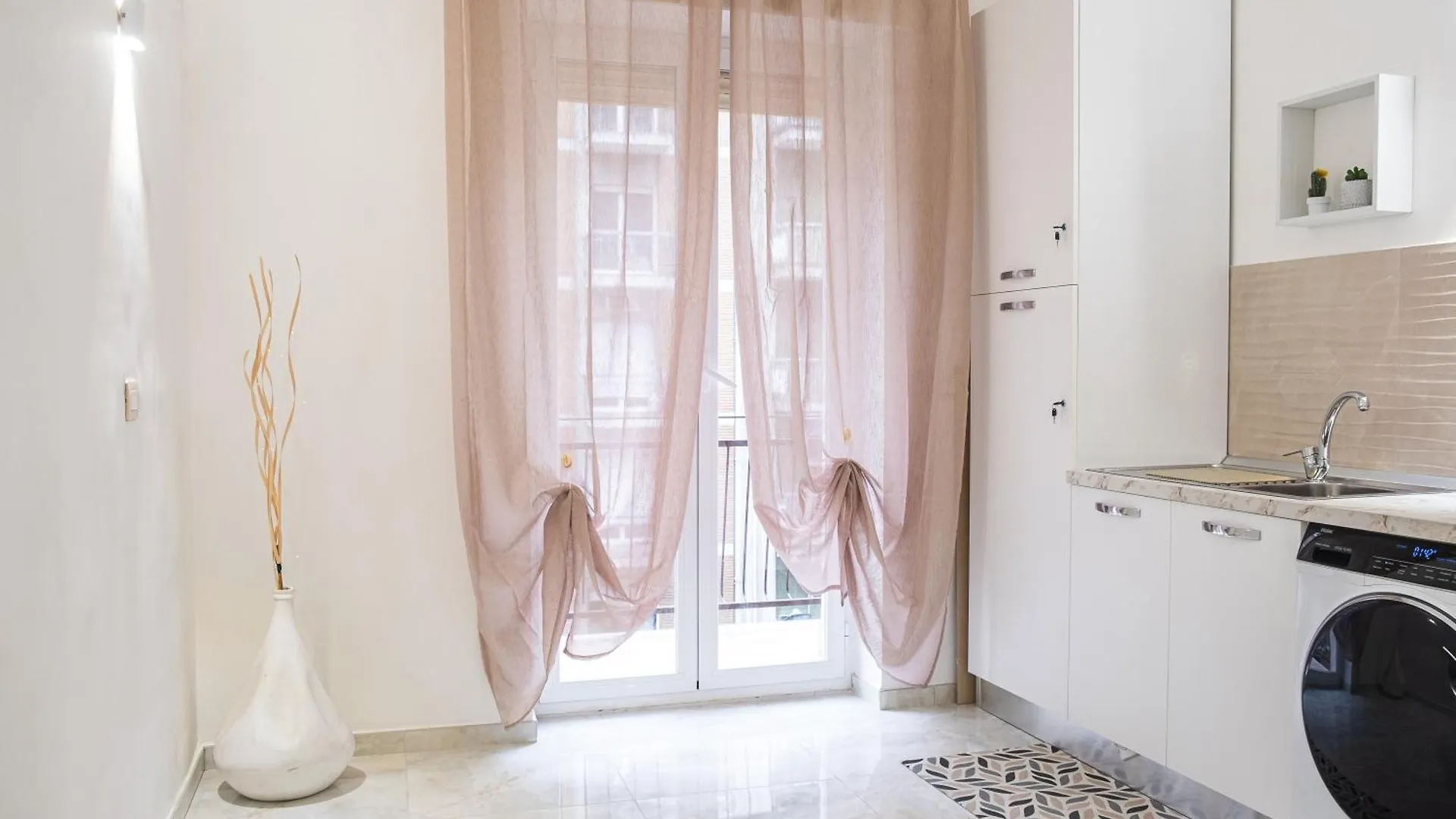 Homestay Sun & Moon B&B Bari